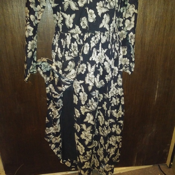 S R oberts - Picture 4 of 5